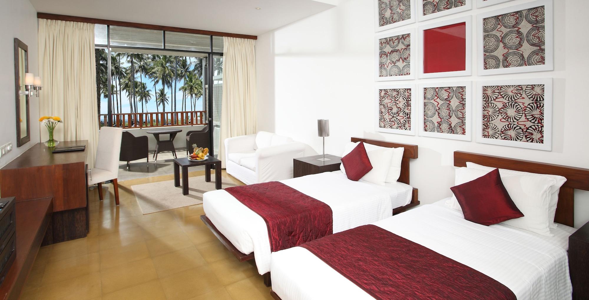 The Blue Water - Geoffrey Bawa Heritage - City Resort Hotel Wadduwa Extérieur photo