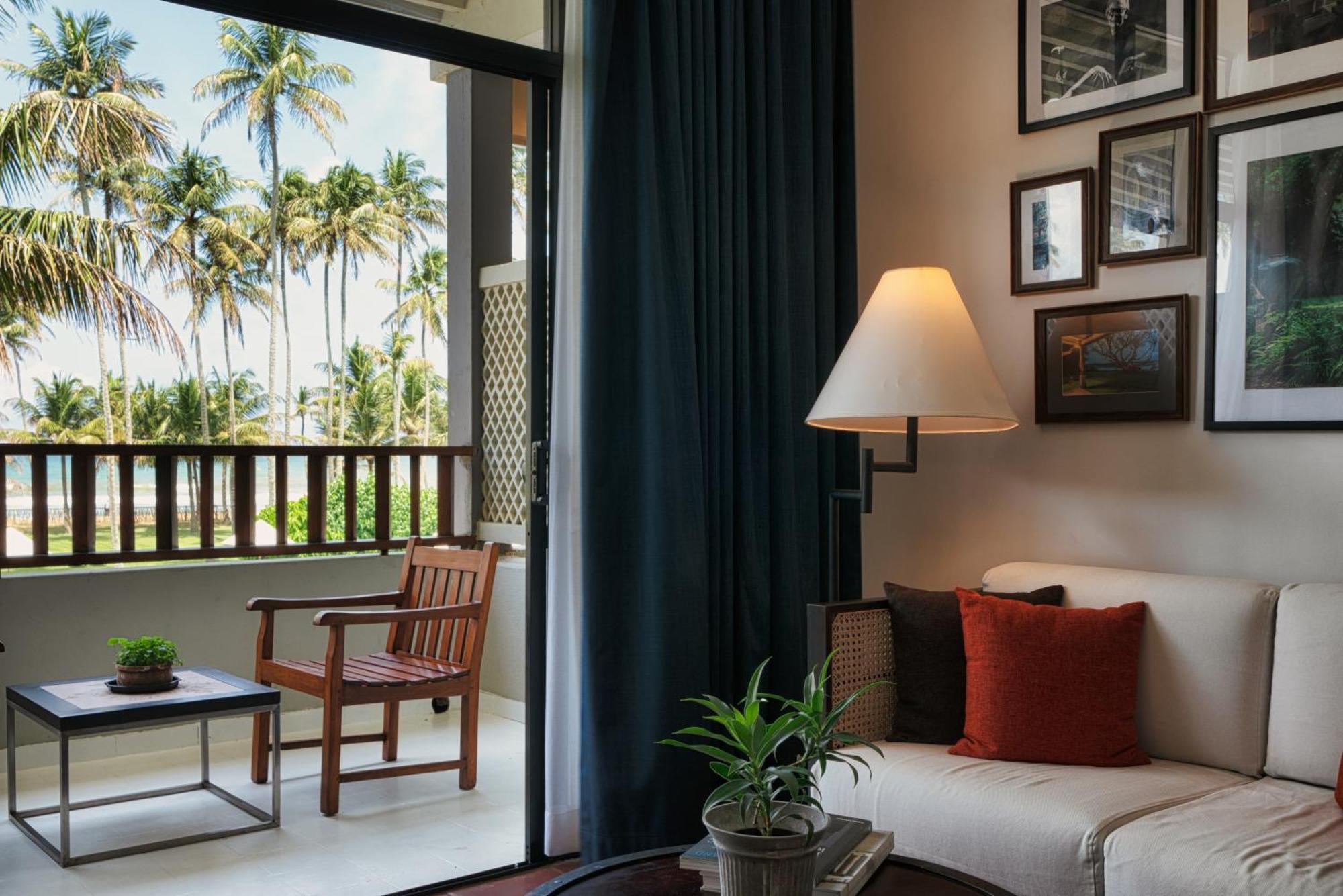 The Blue Water - Geoffrey Bawa Heritage - City Resort Hotel Wadduwa Extérieur photo